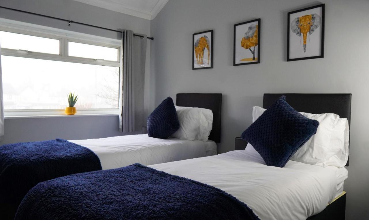 Portobello House - Four Bedroom House Perfect For Contractors - Sleeps 6 - Free Parking Wolverhampton Buitenkant foto